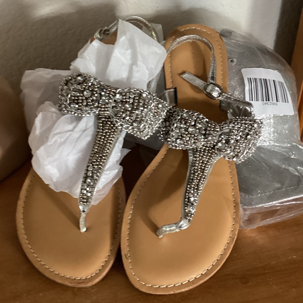 JustFab Silver Beaded Tan Sandals
Boho
